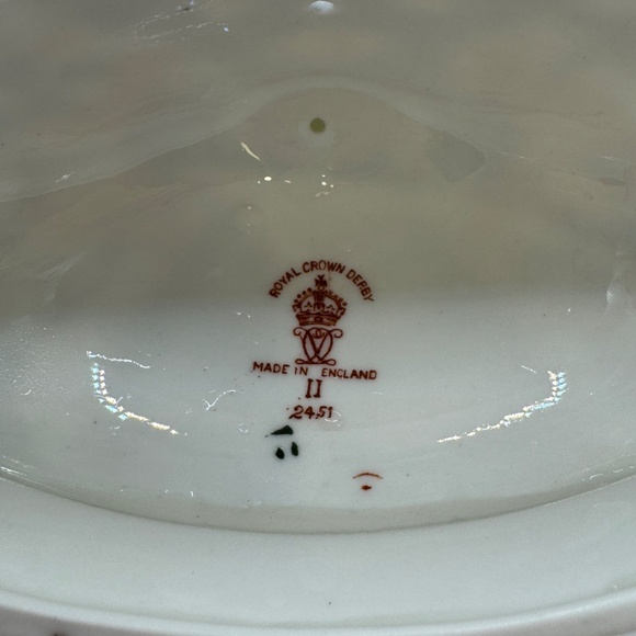 Royal Crown Derby Imari 2451 Partial Teapot. Large 6 cup teapot dated 1939. - Picture 13 of 17